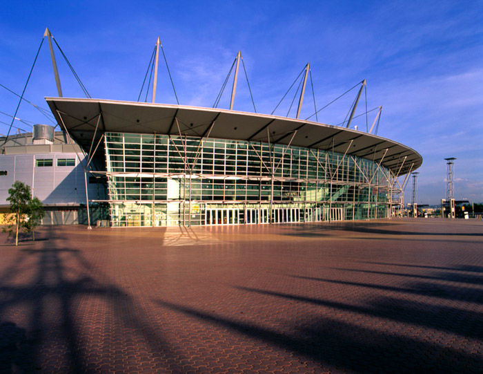 Sydney's SuperDome at Homebush Bay uses COLORBOND® steel, LYSAGHT KLIP-LOK® and other prepainted sheet profiles